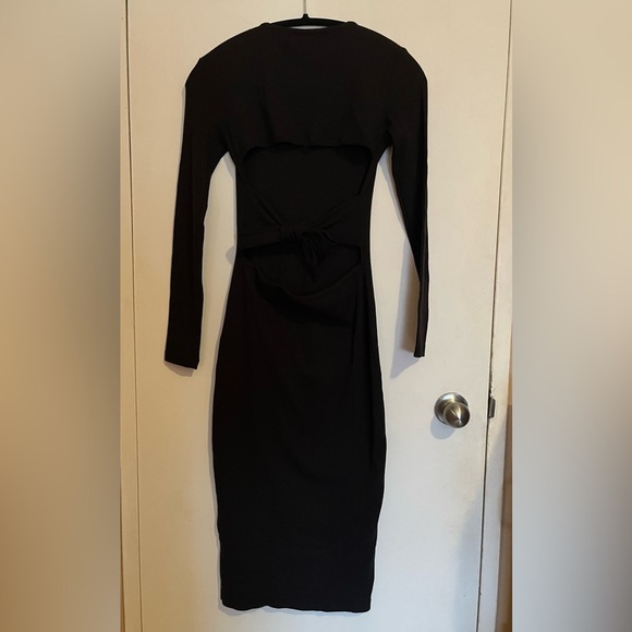 Long Sleeves Open Back Dress- Small - Picture 3 of 5